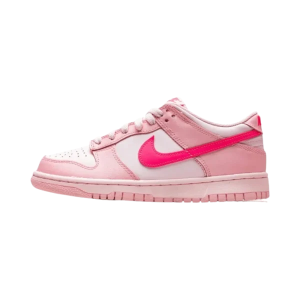 Nike dunk “Barbie” triple pink