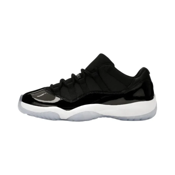 Jordan Retro 11 low “space jam”