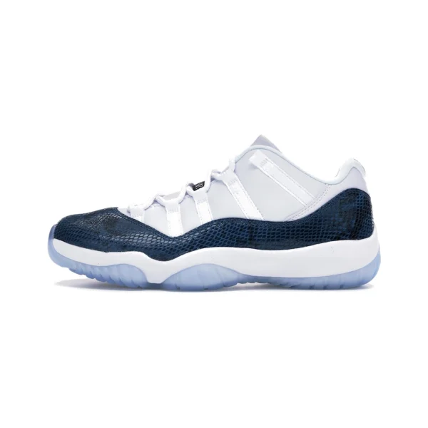 Jordan 11 Retro Low Snake Navy (2019)