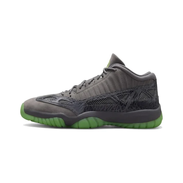 Jordan 11 Retro Low IE Quai 54